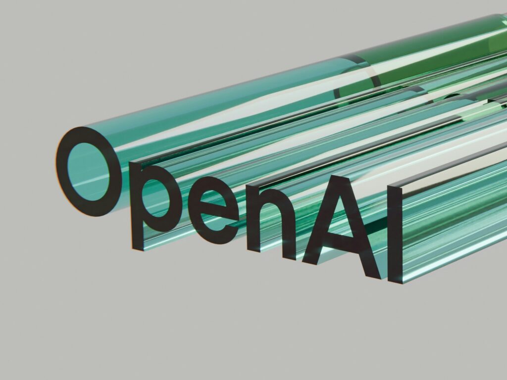 Le président d’OpenAI exhorte les entreprises à accélérer les défenses de sécurité de l’IA