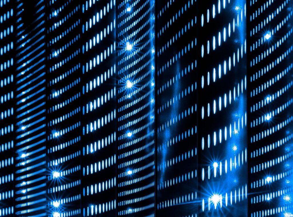 Red Hat, NVIDIA et IBM soutiennent un projet transformant la politique d'IA en code