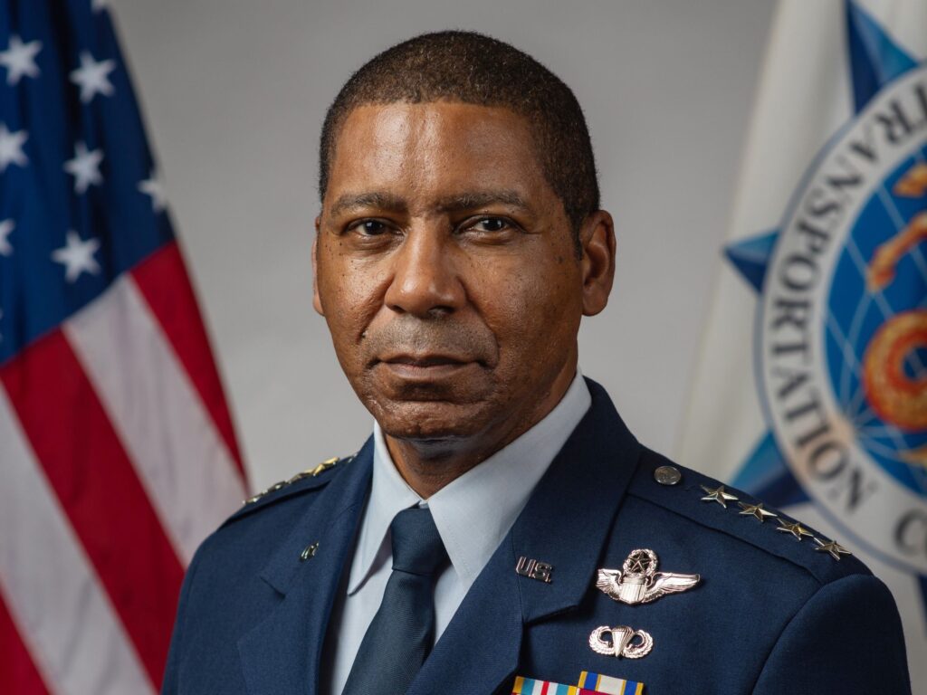 US TRANSCOM déploie une IA aléatoire pour sécuriser la logistique militaire